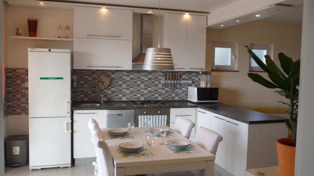 Apartment Sanja Primošten Zewnętrze zdjęcie
